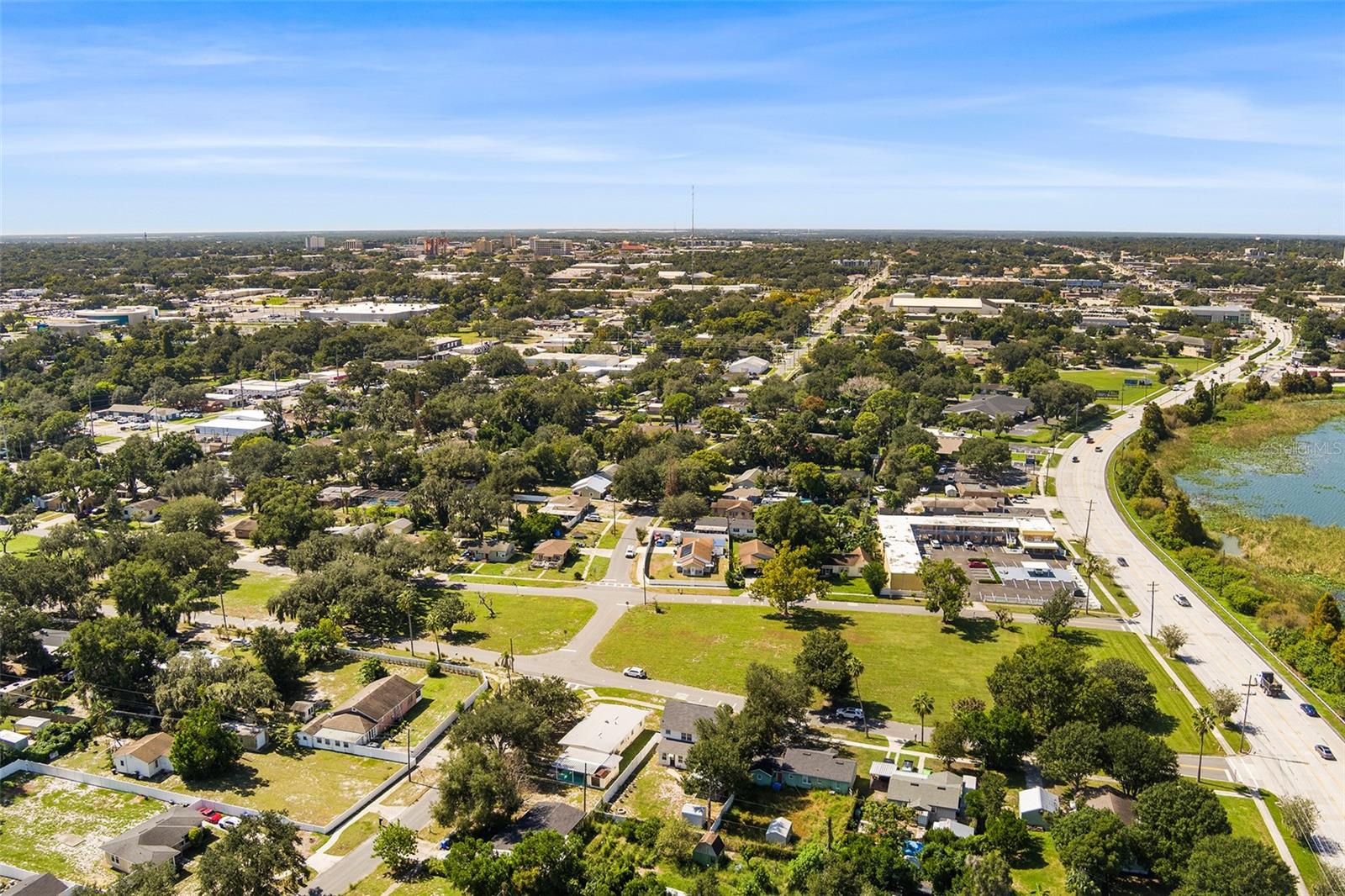807 INTERLACHEN PARKWAY, Lakeland, FL 33801
