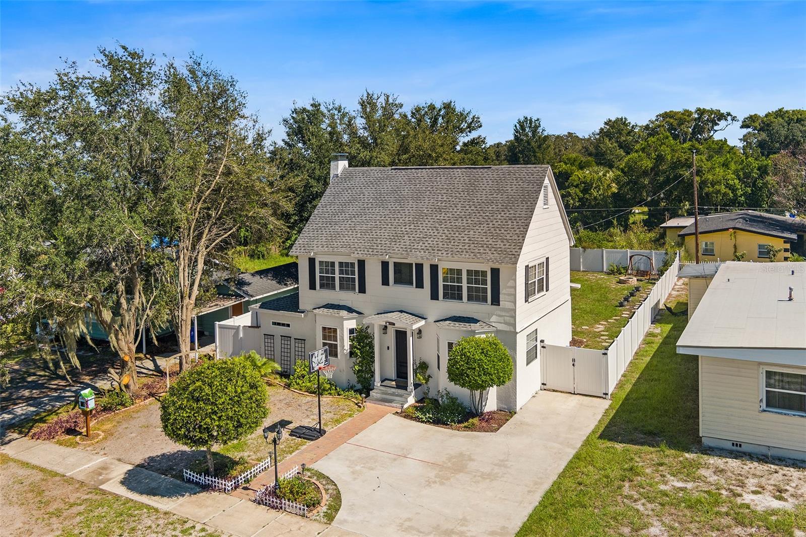 807 INTERLACHEN PARKWAY, Lakeland, FL 33801