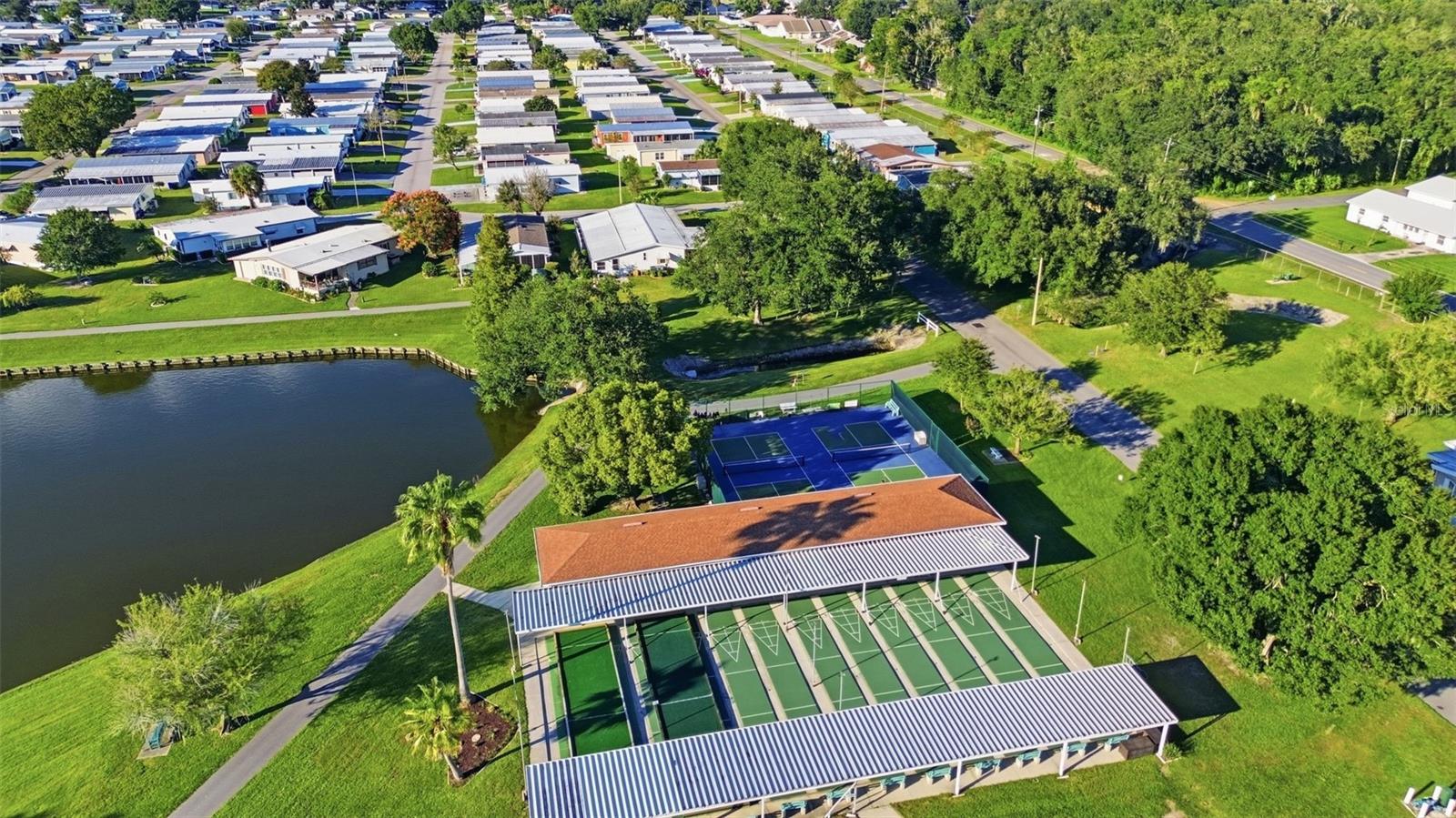 4863 FOXWOOD BOULEVARD, Lakeland, FL 33810