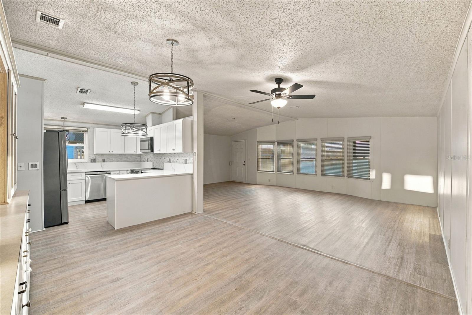4863 FOXWOOD BOULEVARD, Lakeland, FL 33810