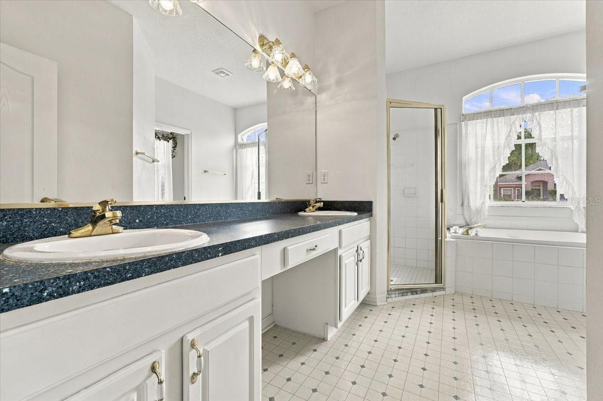 PRIMARY ENSUITE BATH