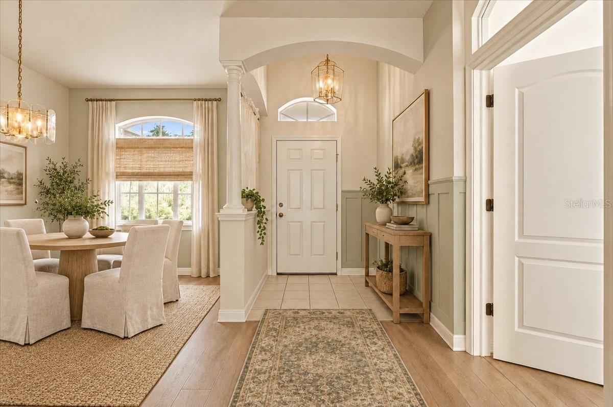 VIRTUALLY RENOVATED FOYER/DINING