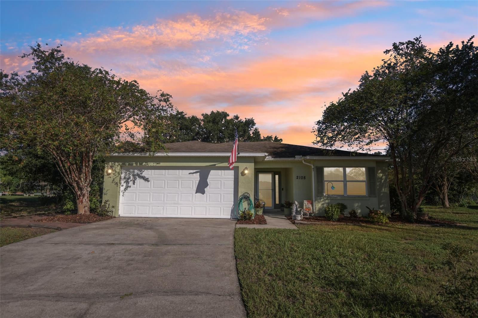 2108 GLEN HEIGHTS PLACE, Lakeland, FL 33813