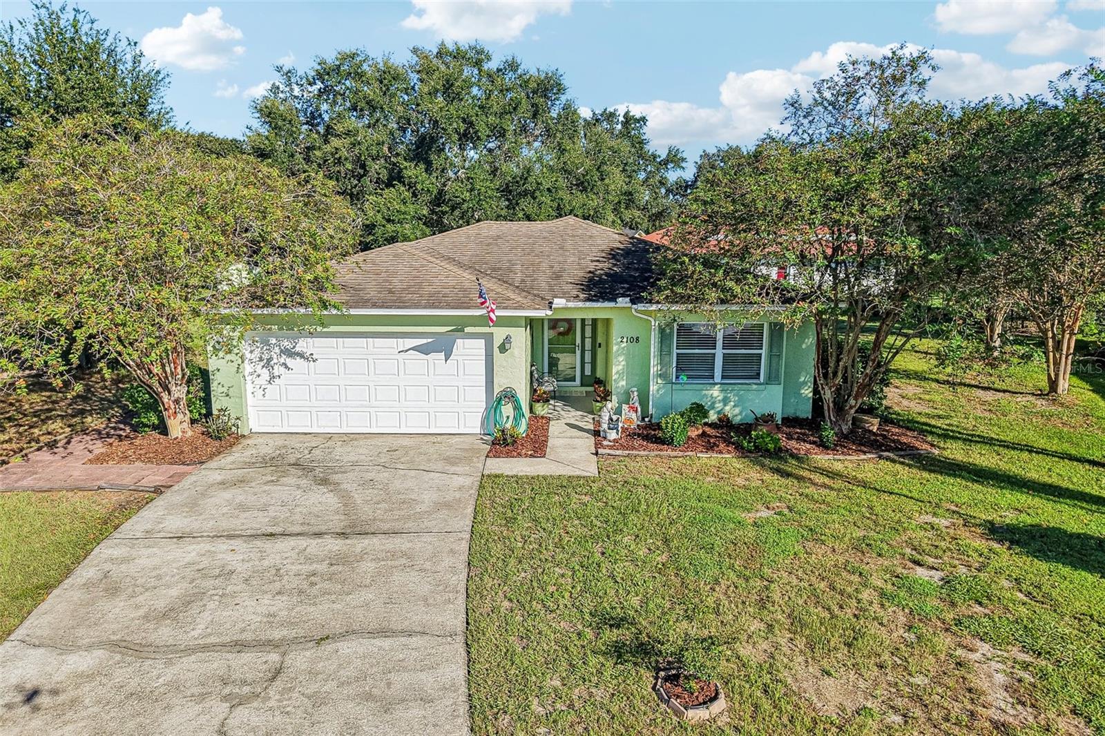 2108 GLEN HEIGHTS PLACE, Lakeland, FL 33813 2108 GLEN HEIGHTS PLACE, Lakeland, FL 33813