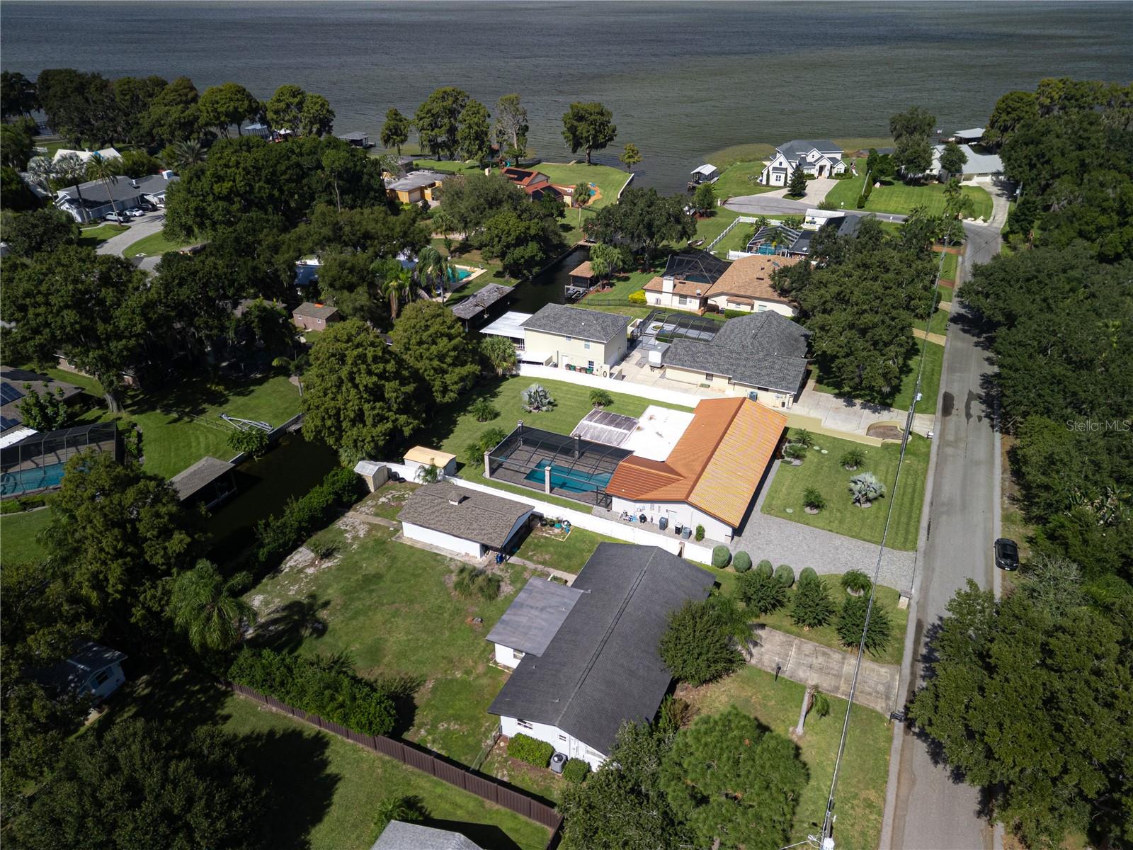 1010 EDGEWATER DRIVE, Winter Haven, FL 33884