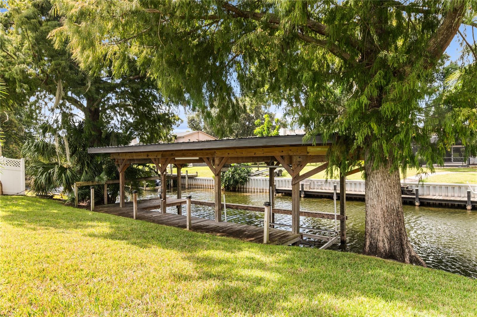 1010 EDGEWATER DRIVE, Winter Haven, FL 33884