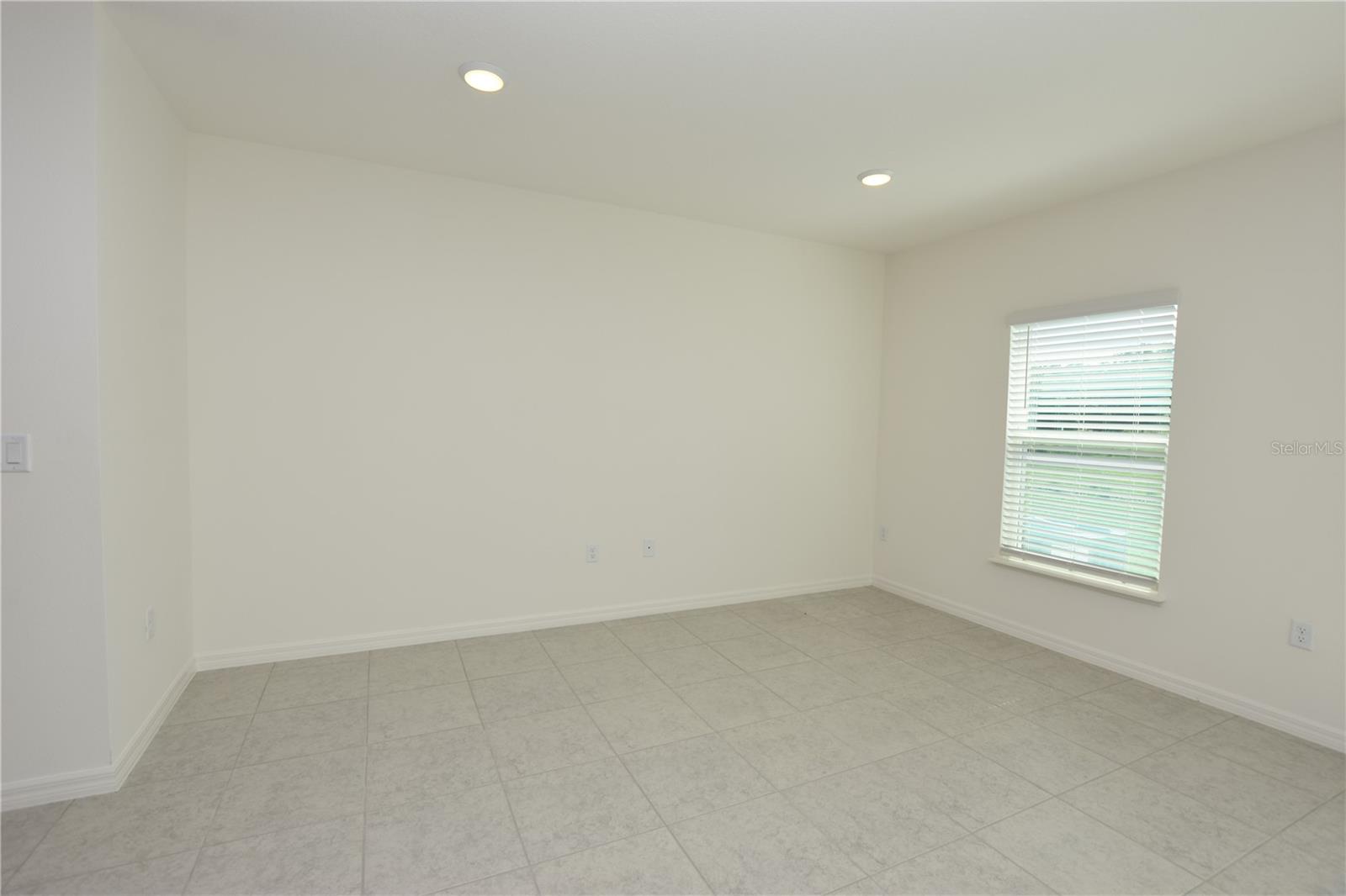 3913 ACADEMIA AVENUE, Lakeland, FL 33803