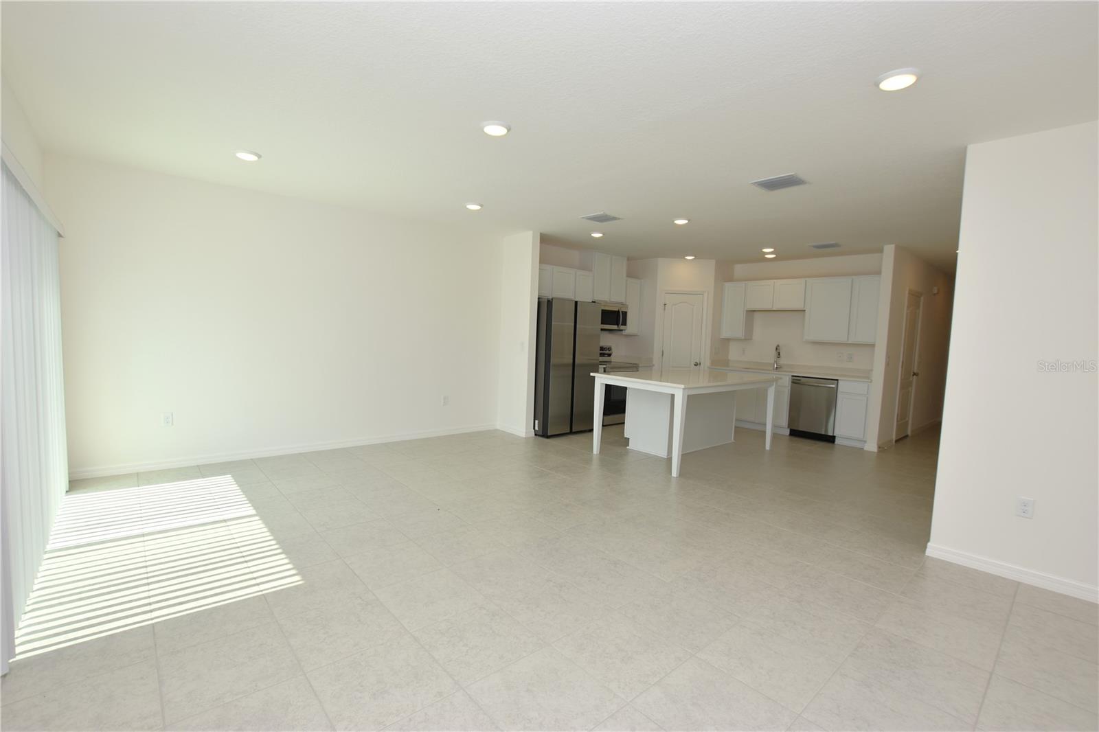 3913 ACADEMIA AVENUE, Lakeland, FL 33803