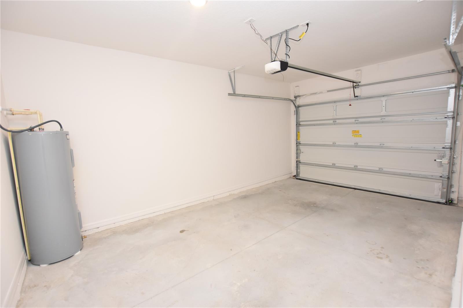 3913 ACADEMIA AVENUE, Lakeland, FL 33803