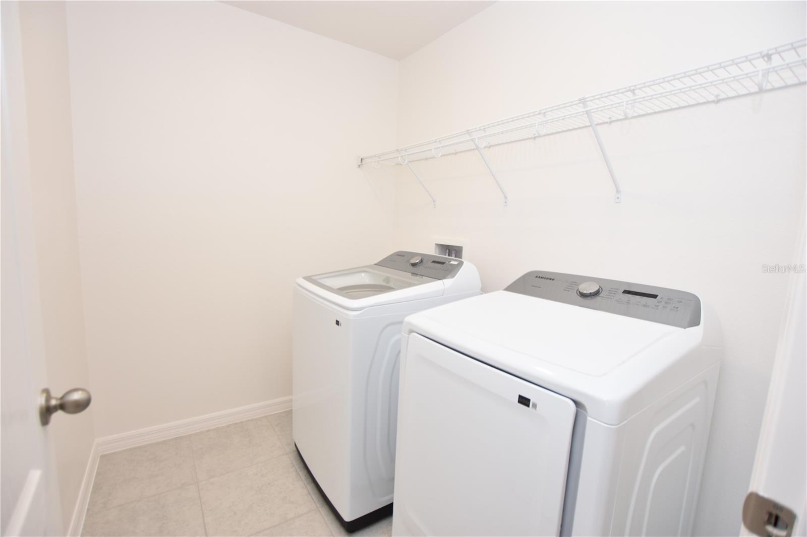 3913 ACADEMIA AVENUE, Lakeland, FL 33803