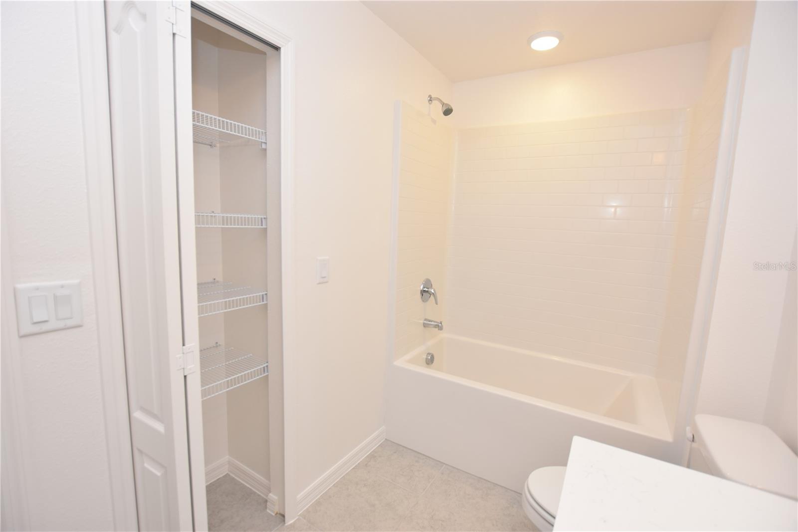 3913 ACADEMIA AVENUE, Lakeland, FL 33803