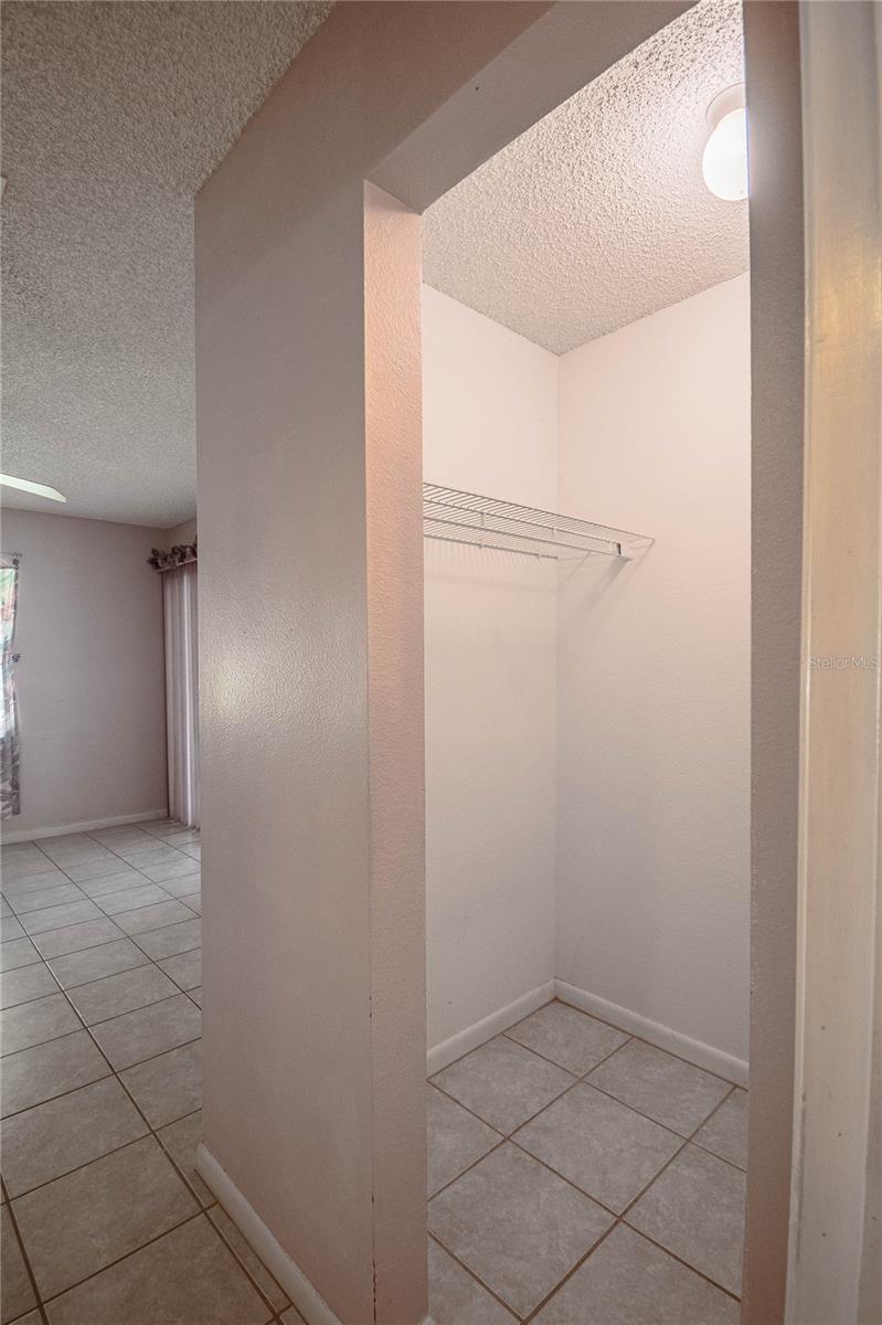 primary closet 2