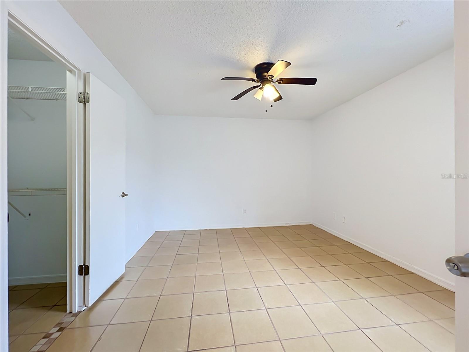 5116 CONROY ROAD, #23, Orlando, FL 32811