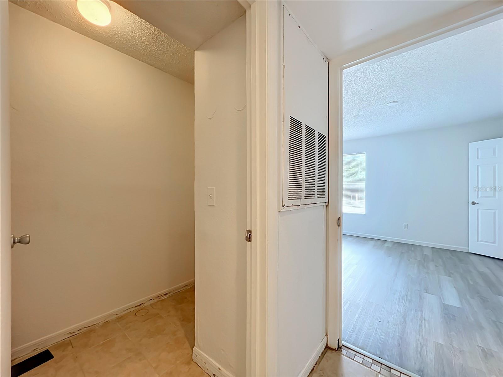 5116 CONROY ROAD, #23, Orlando, FL 32811