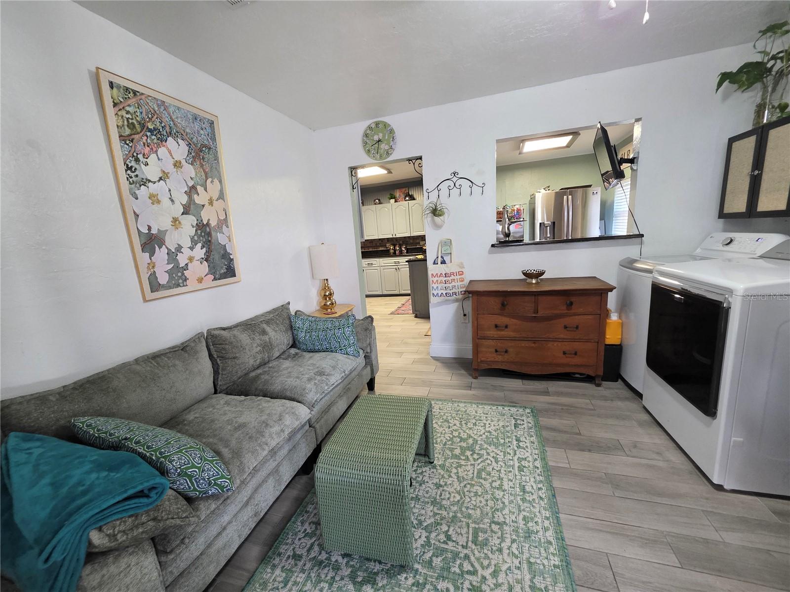 118 S WATERLOO AVENUE, Lakeland, FL 33801