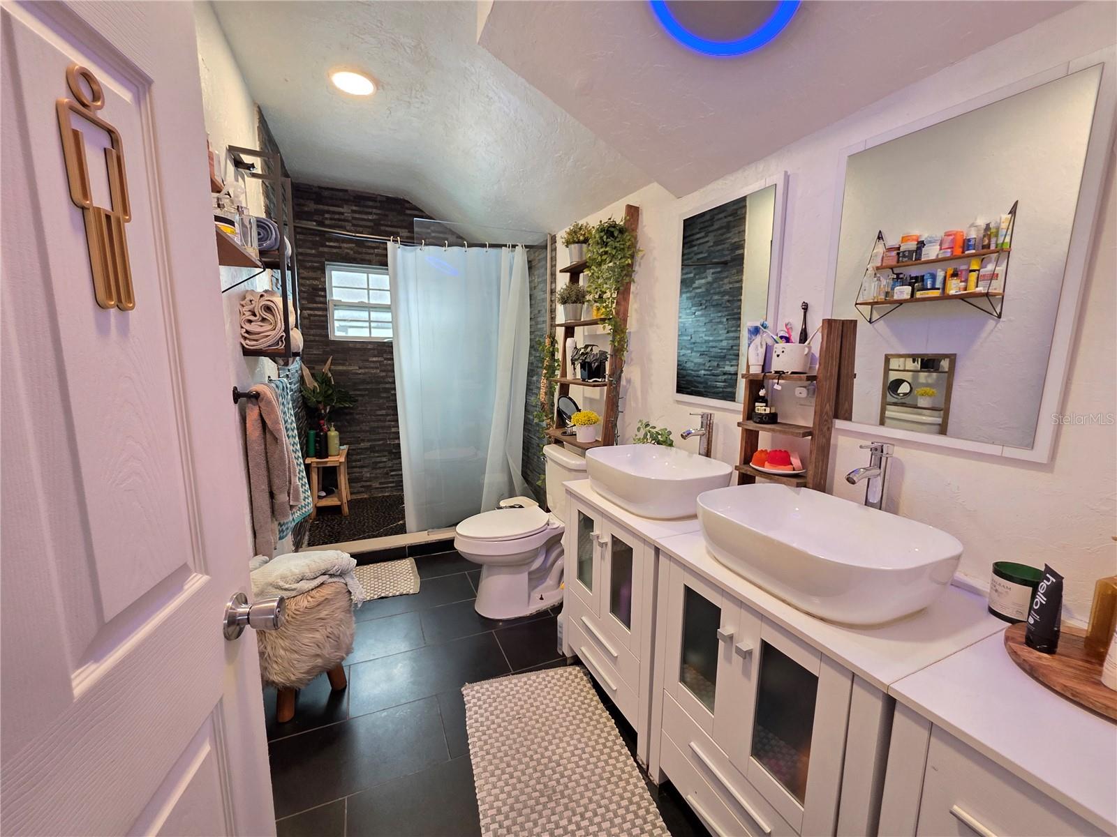 118 S WATERLOO AVENUE, Lakeland, FL 33801