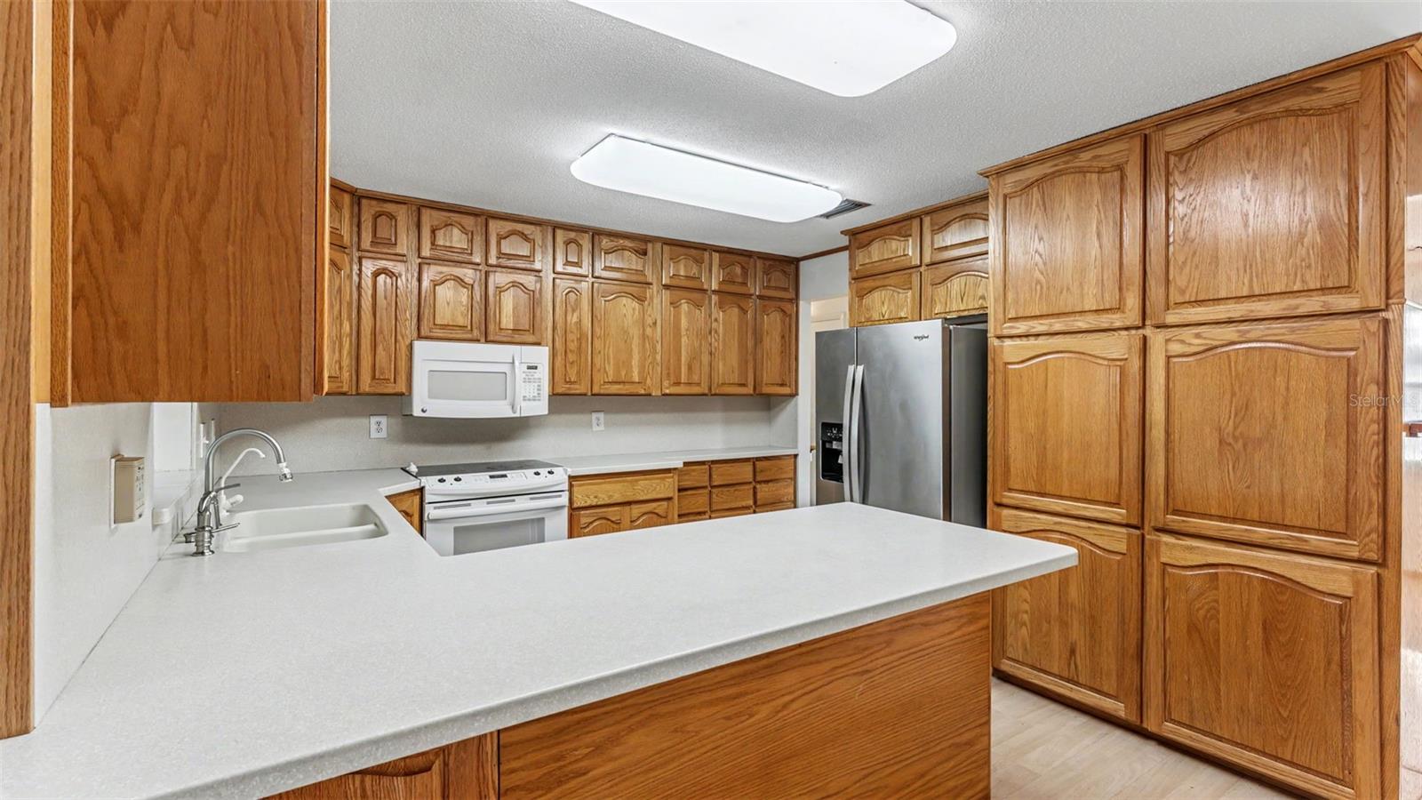6739 FARRIS DRIVE, Lakeland, FL 33811