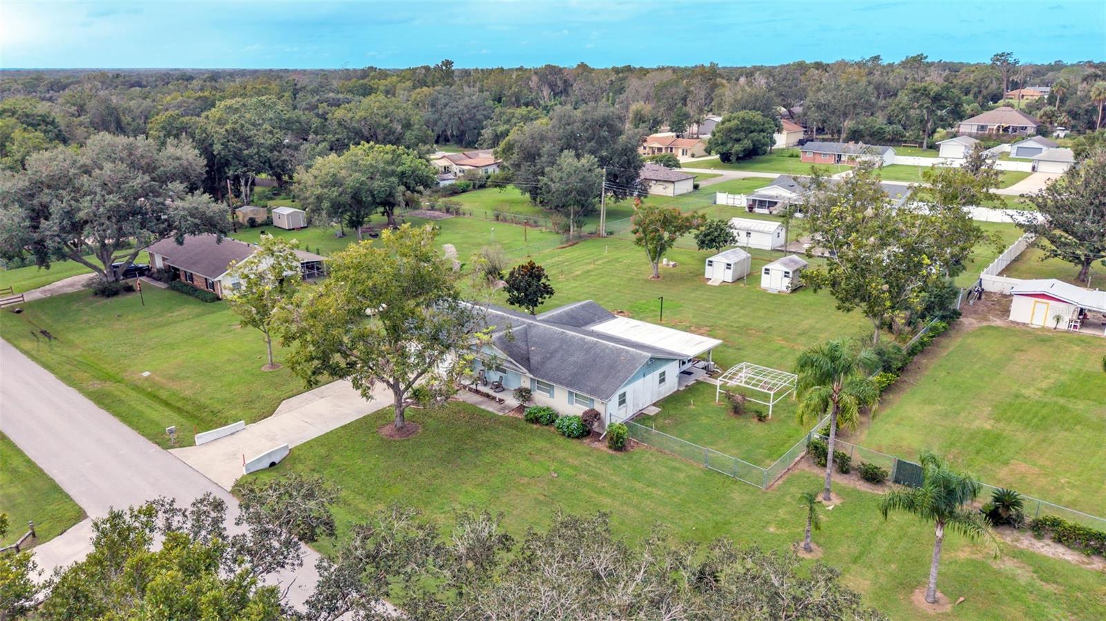 6739 FARRIS DRIVE, Lakeland, FL 33811