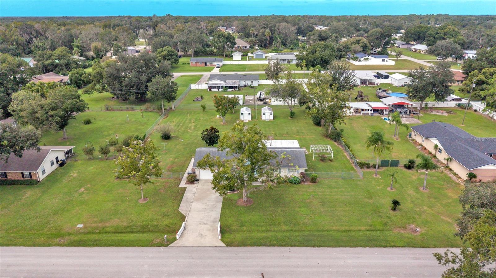 6739 FARRIS DRIVE, Lakeland, FL 33811
