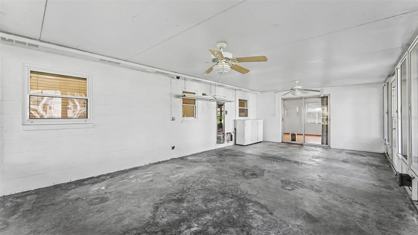 6739 FARRIS DRIVE, Lakeland, FL 33811