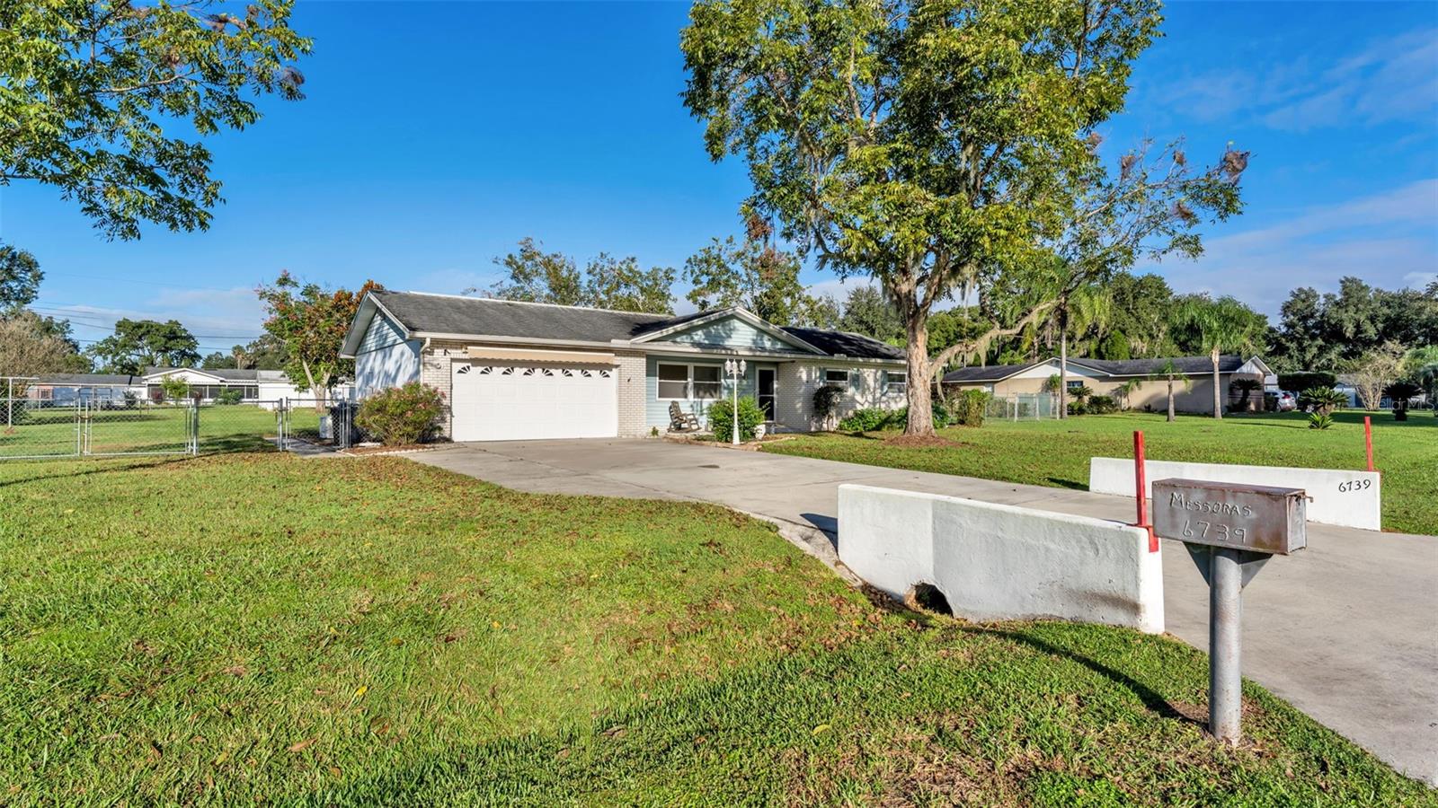 6739 FARRIS DRIVE, Lakeland, FL 33811