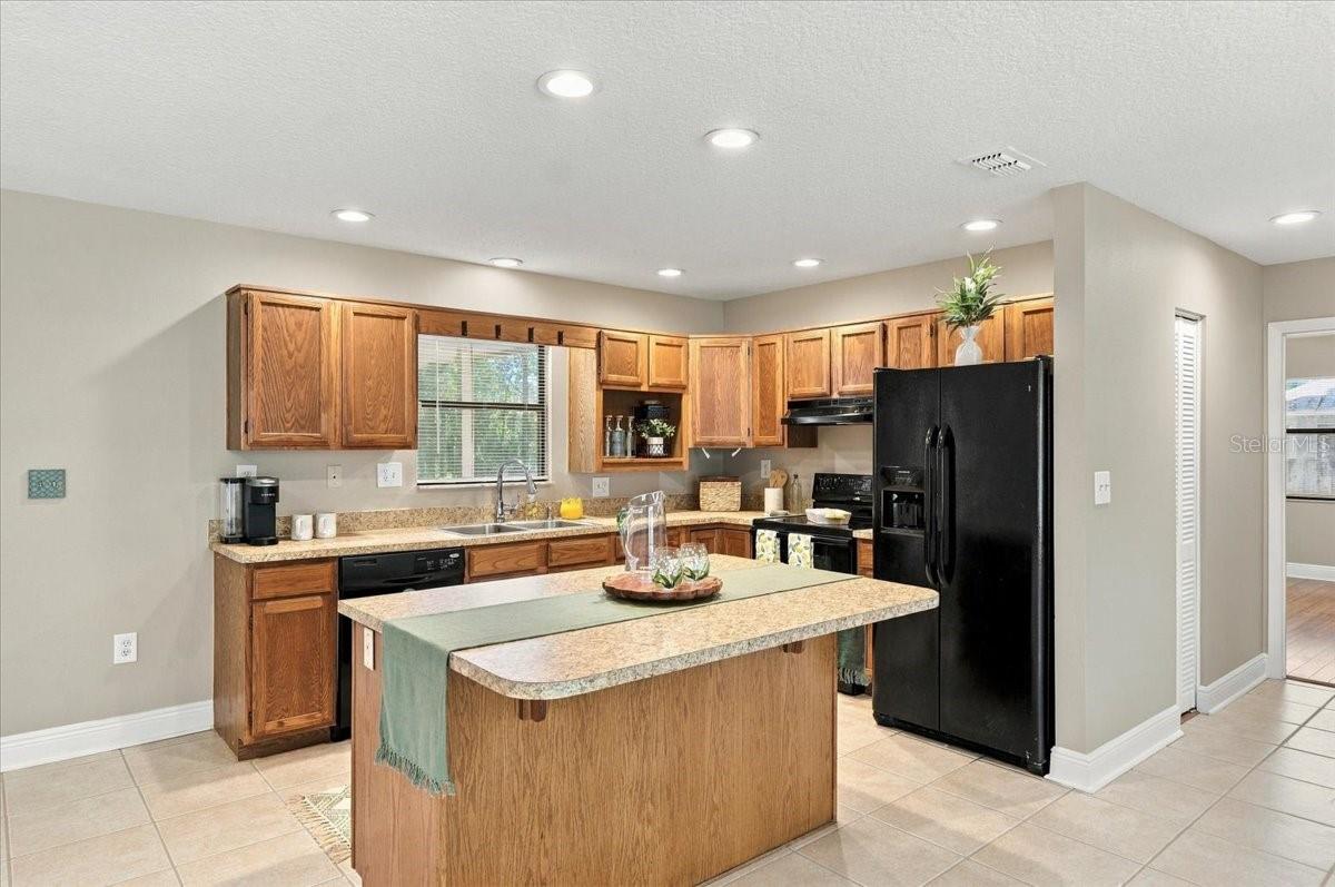 Great workspace in this kitchen.