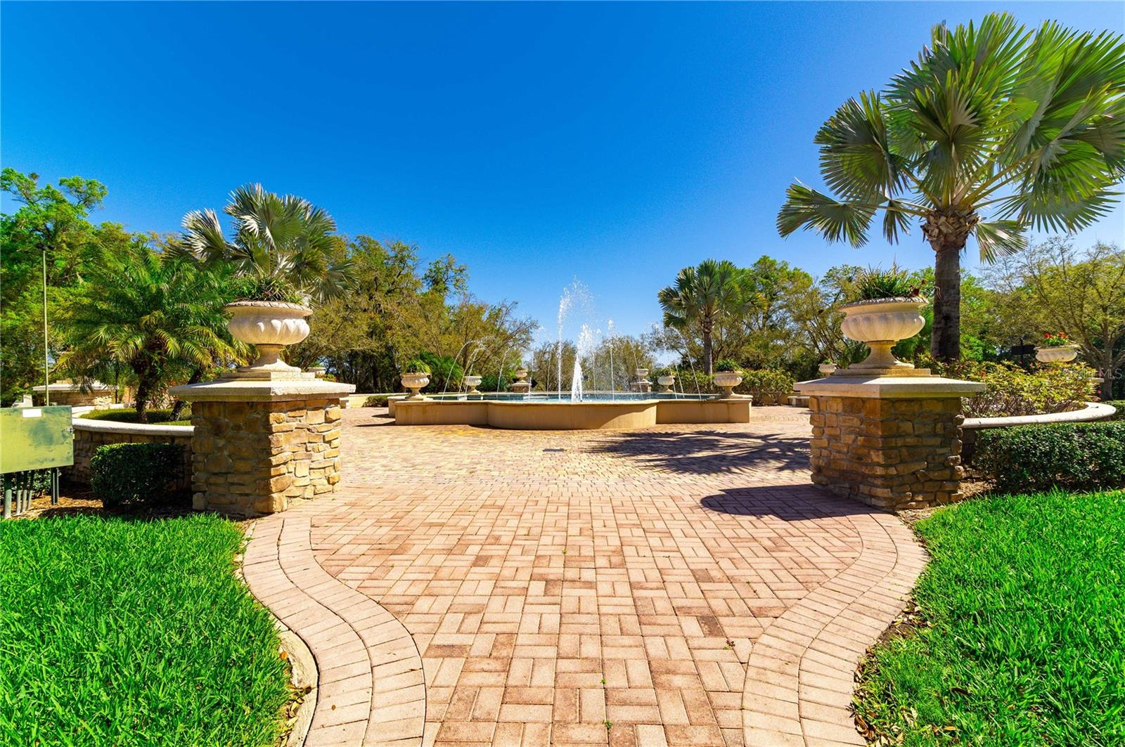 1850 ALTAVISTA CIRCLE, Lakeland, FL 33810