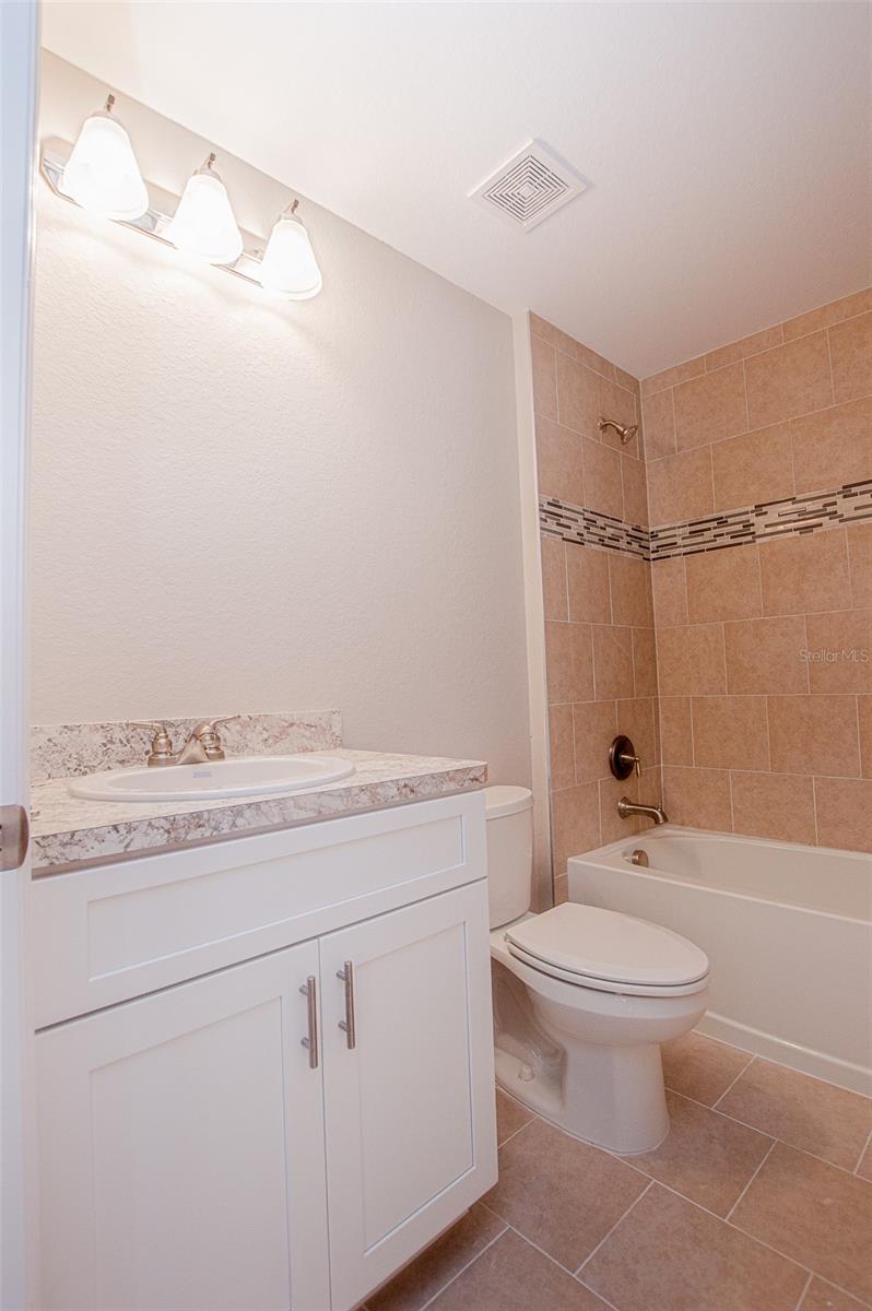 712 W 9TH STREET, Lakeland, FL 33805