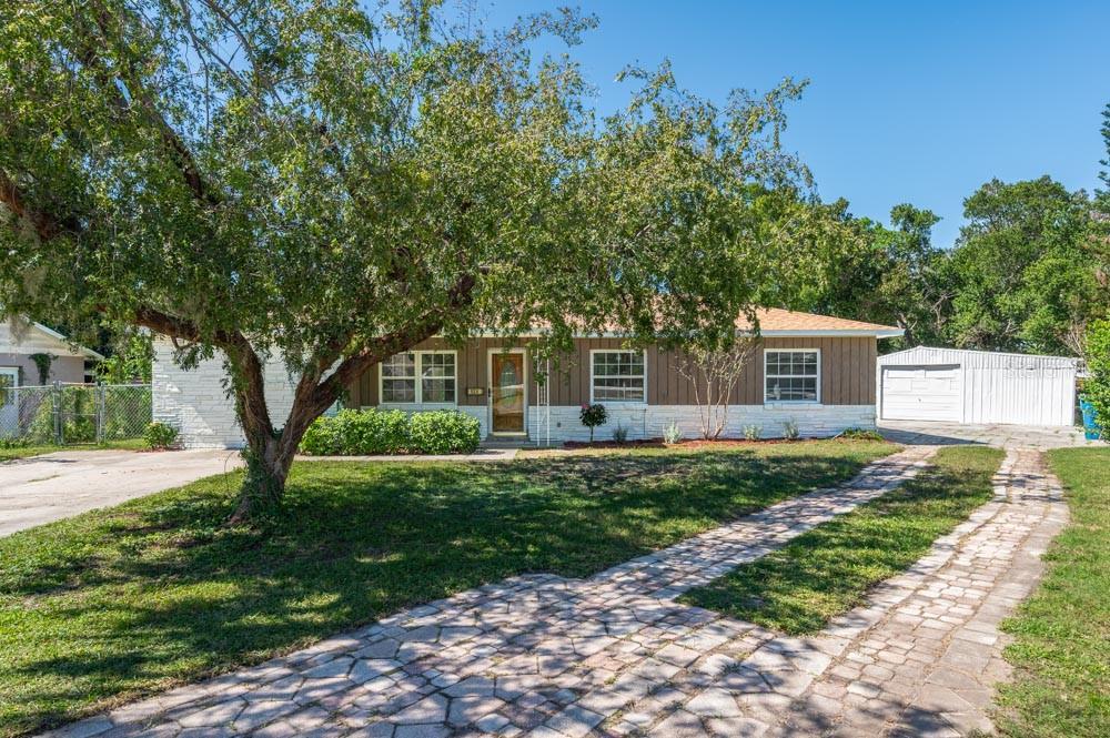 525 S TANGERINE COURT, Eagle Lake, FL 33839 525 S TANGERINE COURT, Eagle Lake, FL 33839
