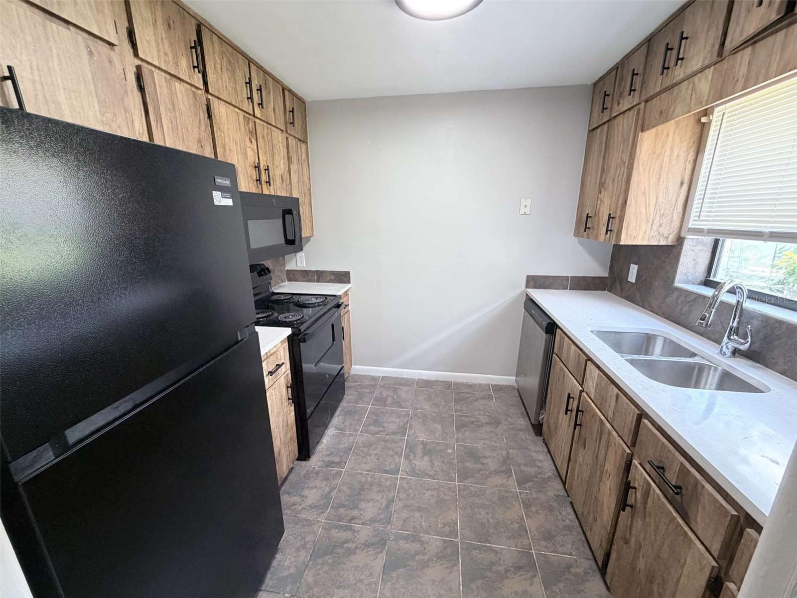 3584 RAINTREE CIRCLE, Lakeland, FL 33803