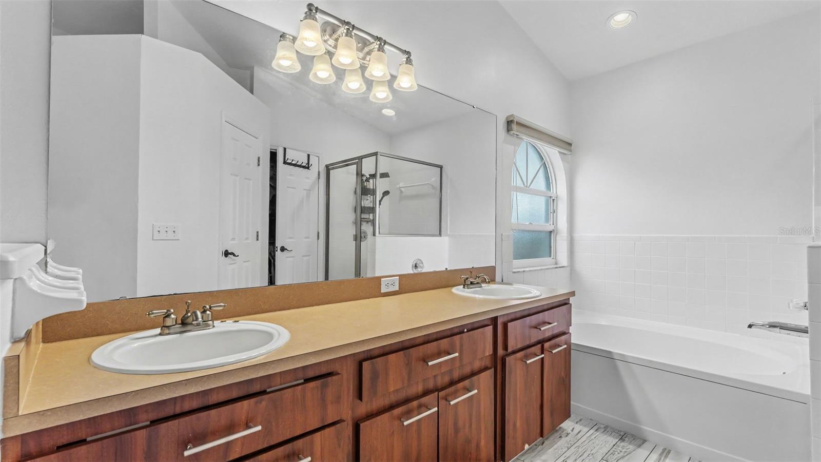2314 EASTMEADOWS COURT, Lakeland, FL 33812