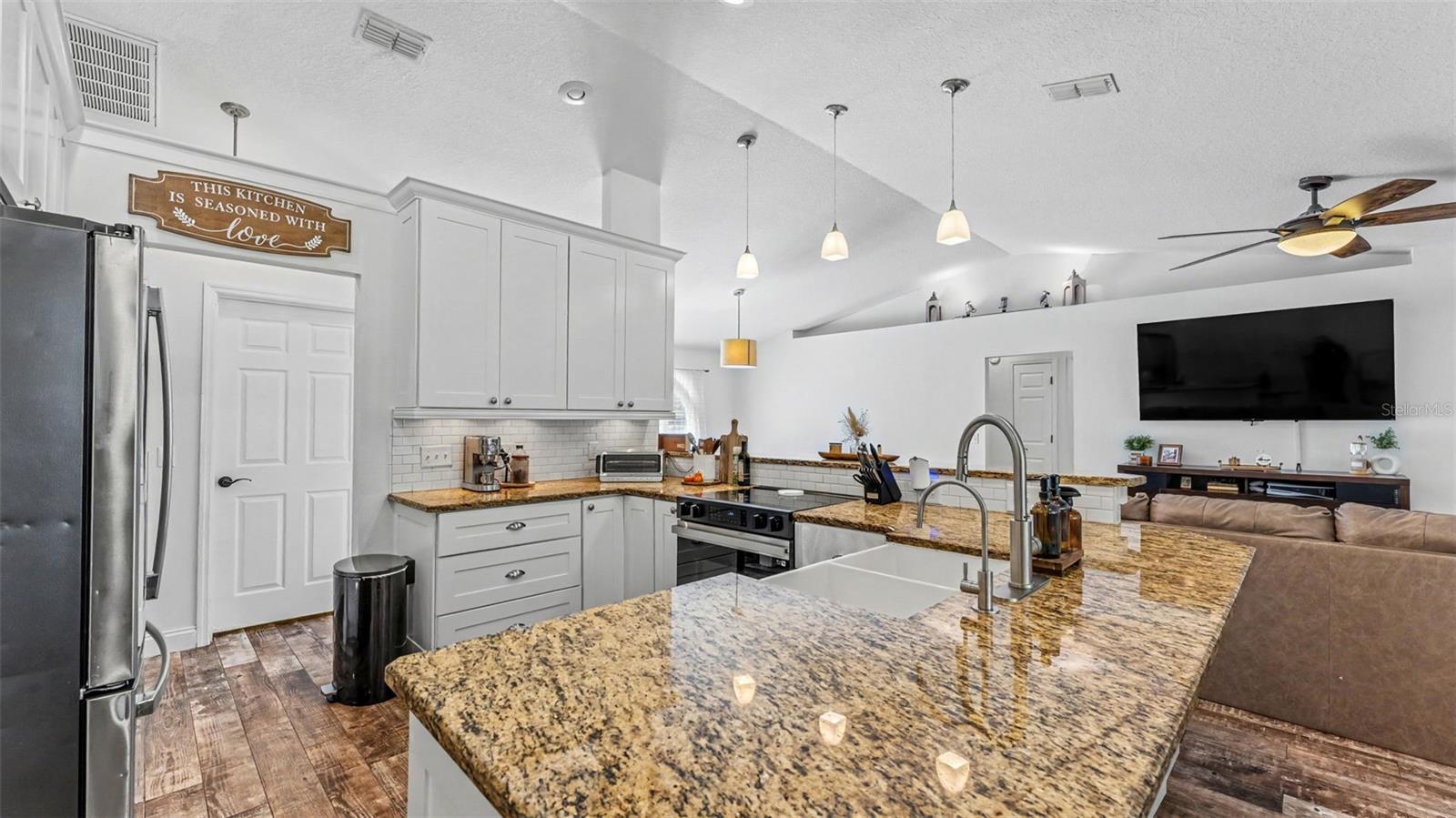 2314 EASTMEADOWS COURT, Lakeland, FL 33812