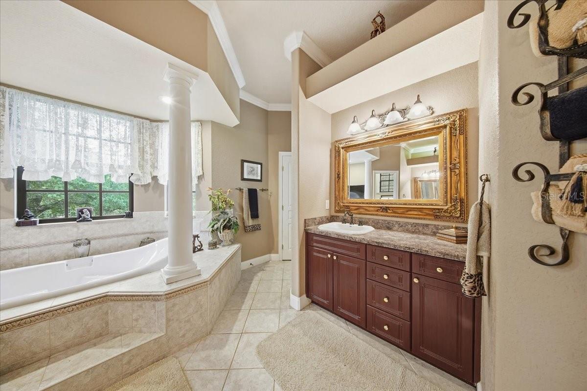 6815 CONLEY DRIVE, Polk City, FL 33868