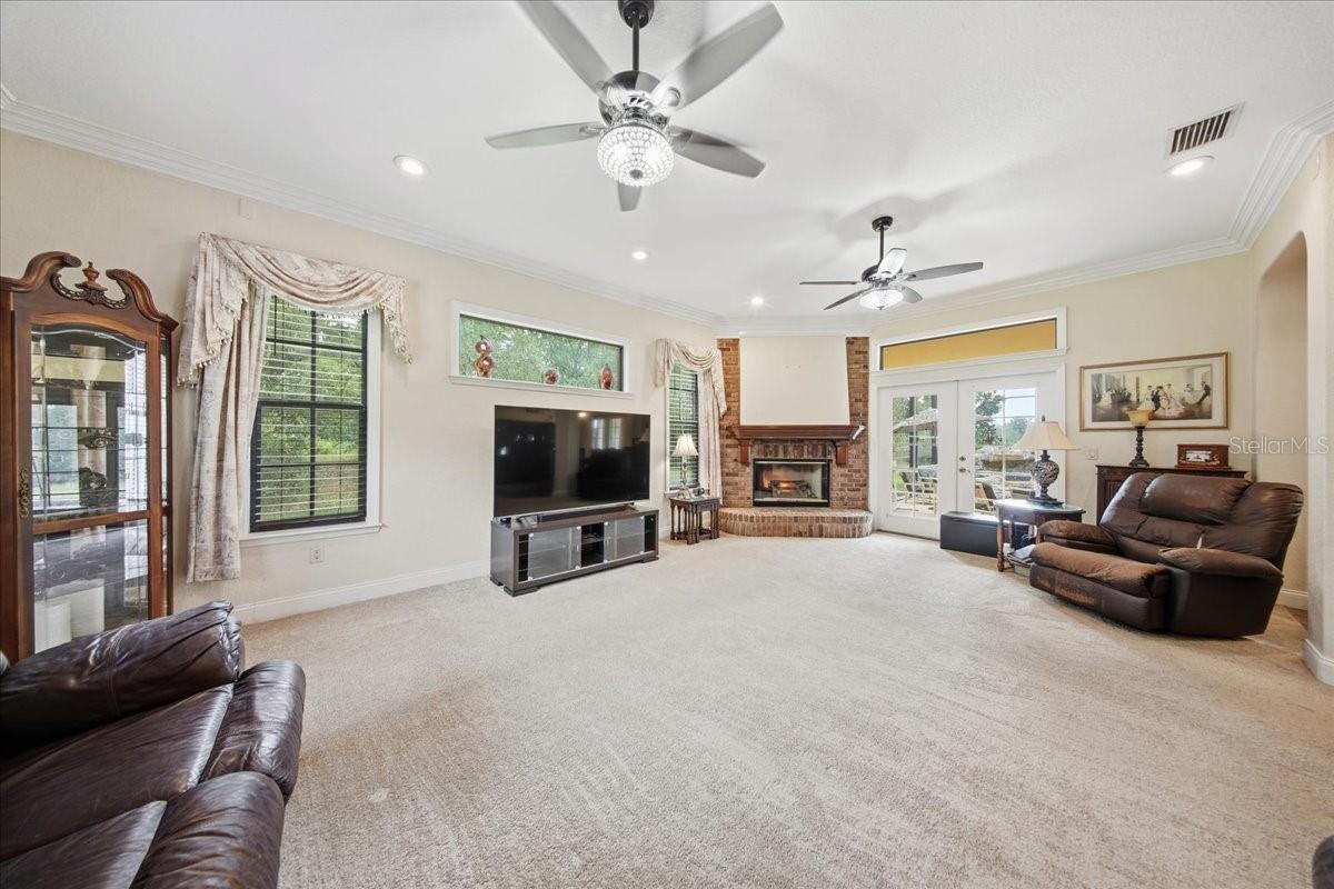 6815 CONLEY DRIVE, Polk City, FL 33868