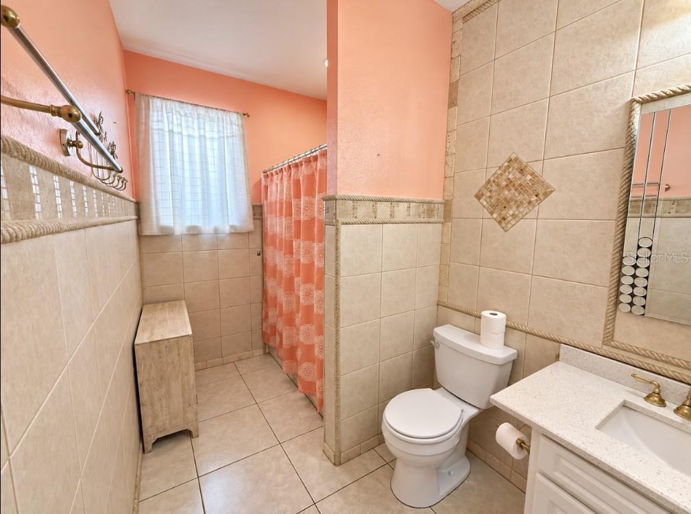 8166 WOODVINE CIRCLE, Lakeland, FL 33810