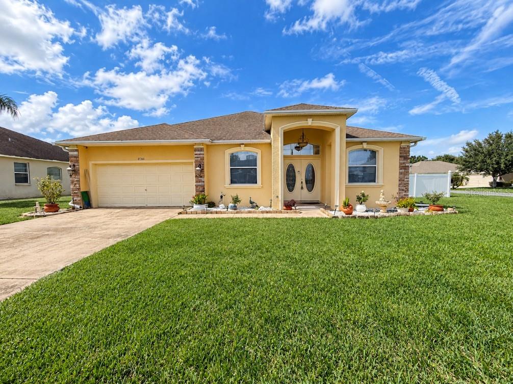 8166 WOODVINE CIRCLE, Lakeland, FL 33810