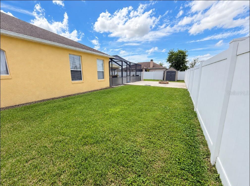 8166 WOODVINE CIRCLE, Lakeland, FL 33810