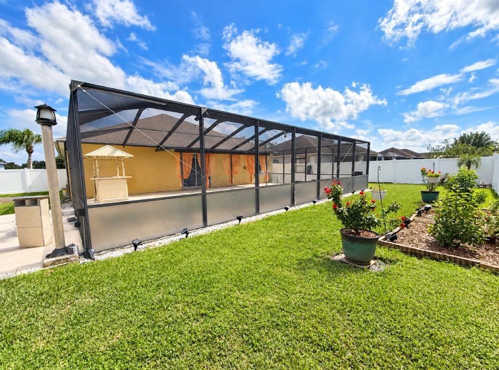 8166 WOODVINE CIRCLE, Lakeland, FL 33810