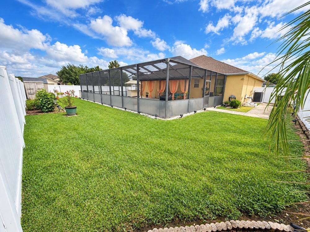 8166 WOODVINE CIRCLE, Lakeland, FL 33810