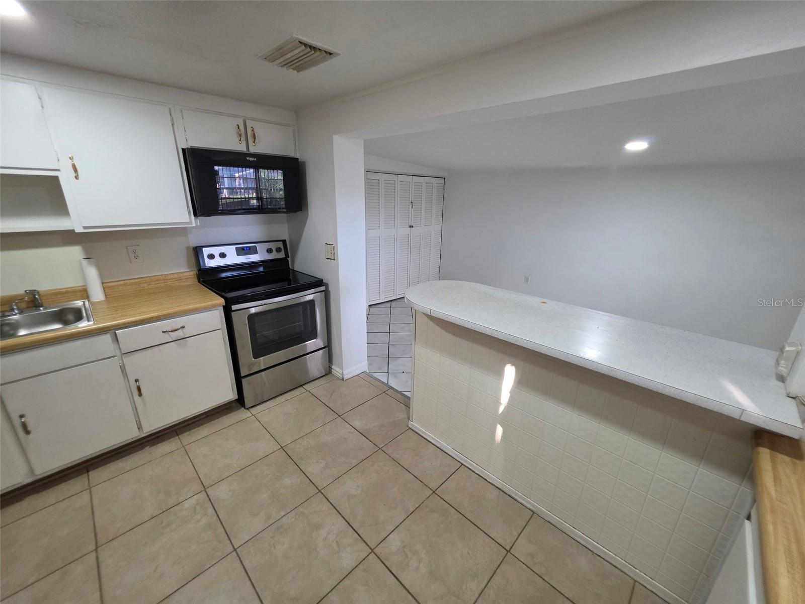 213 4TH JPV STREET, Winter Haven, FL 33880 213 4TH JPV STREET, Winter Haven, FL 33880