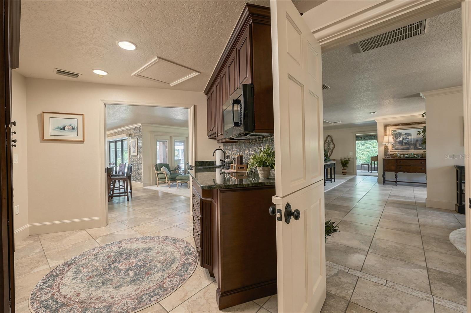 460 HOWARD AVENUE, Lakeland, FL 33815