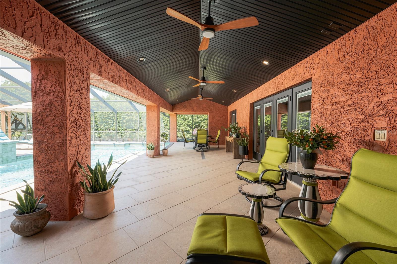 460 HOWARD AVENUE, Lakeland, FL 33815