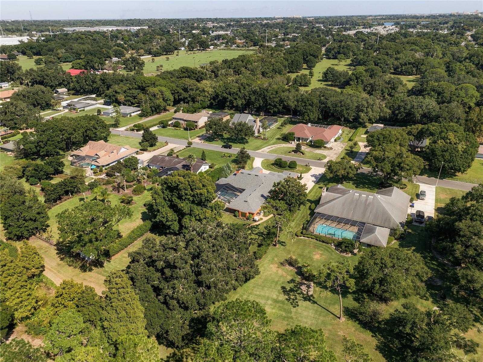 460 HOWARD AVENUE, Lakeland, FL 33815