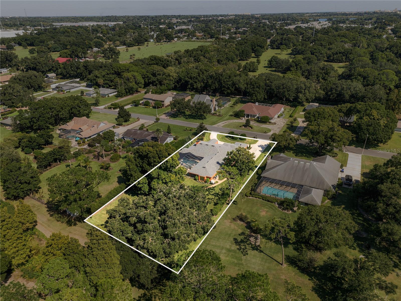 460 HOWARD AVENUE, Lakeland, FL 33815
