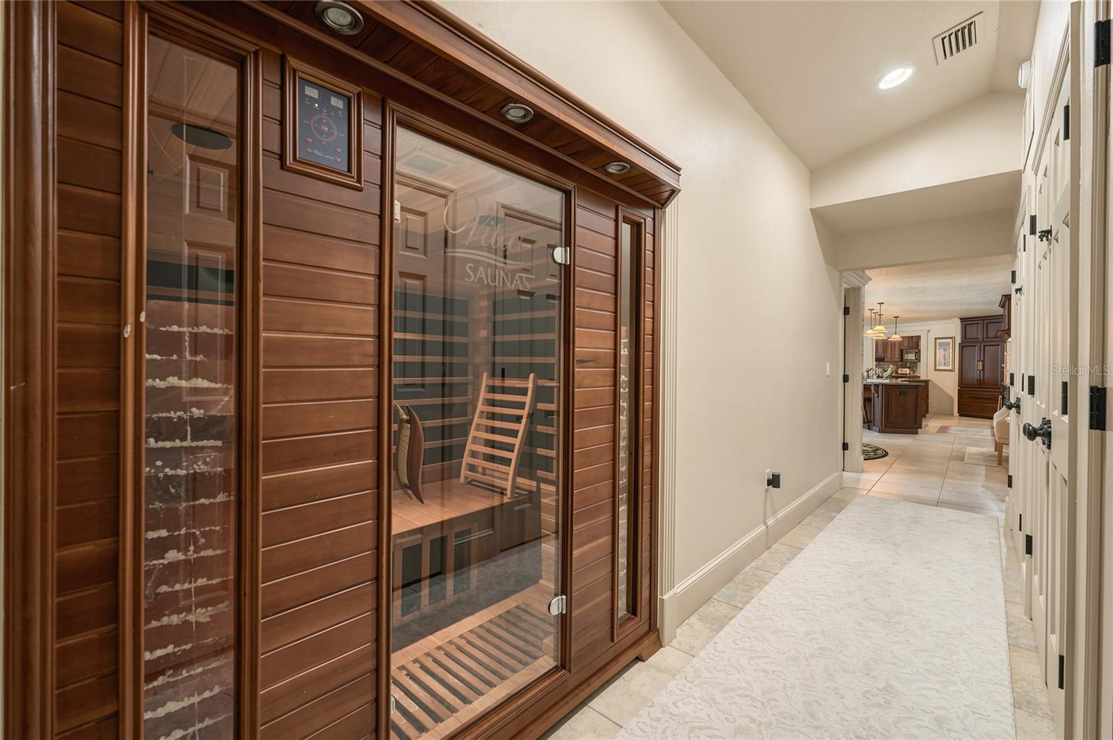 460 HOWARD AVENUE, Lakeland, FL 33815