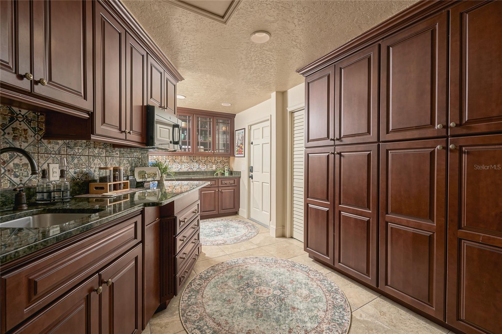 460 HOWARD AVENUE, Lakeland, FL 33815