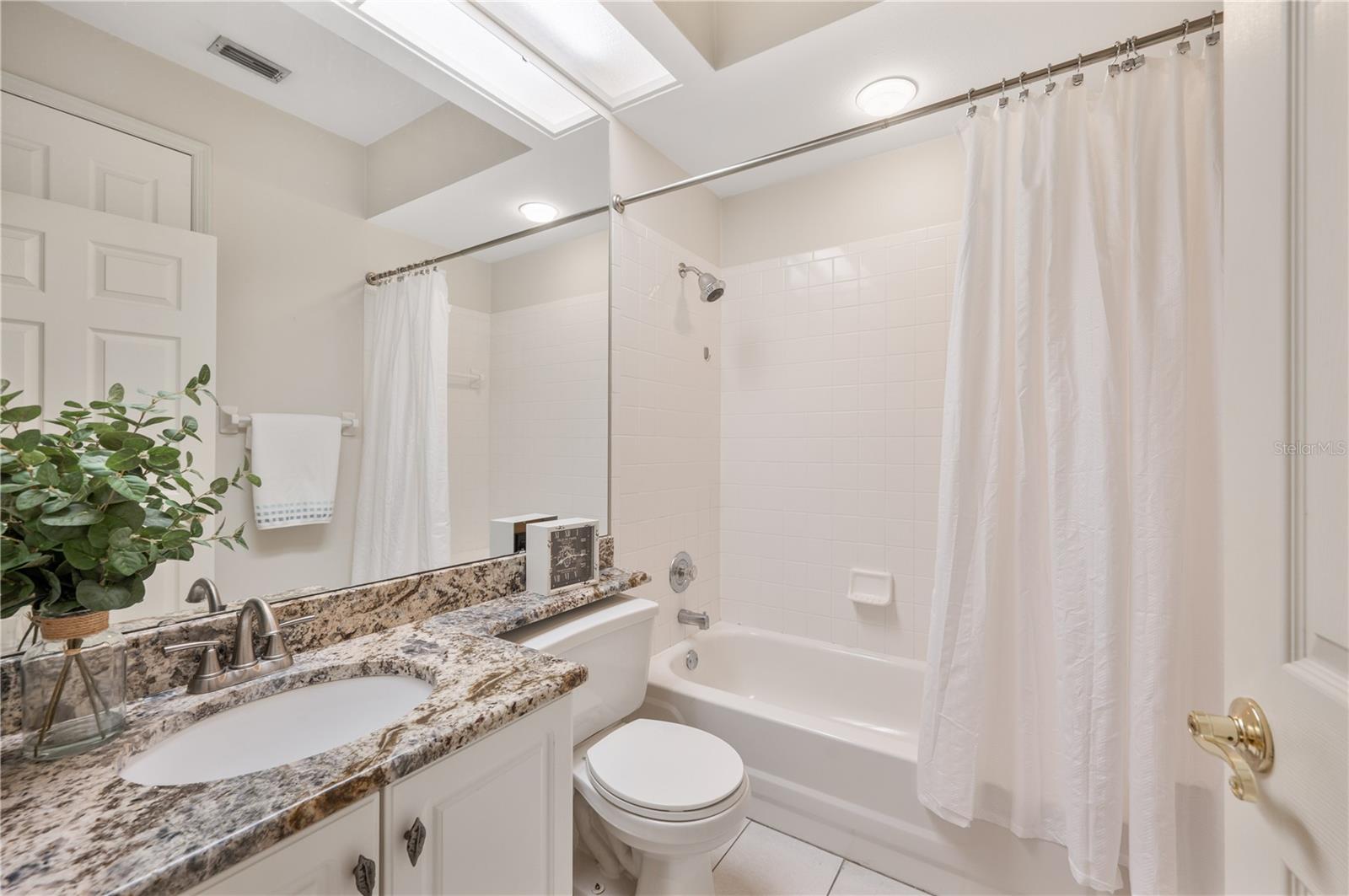 411 ENCLAVE PLACE, #411, Lakeland, FL 33803