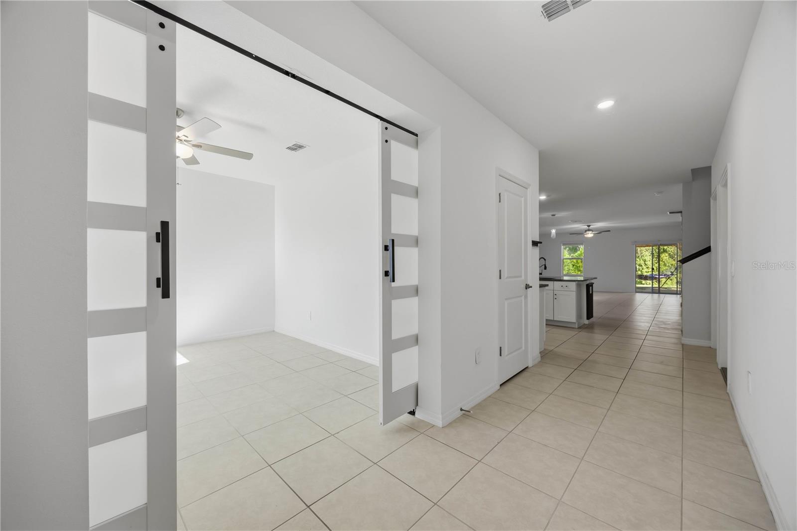 1814 RED LOOP, Lakeland, FL 33801