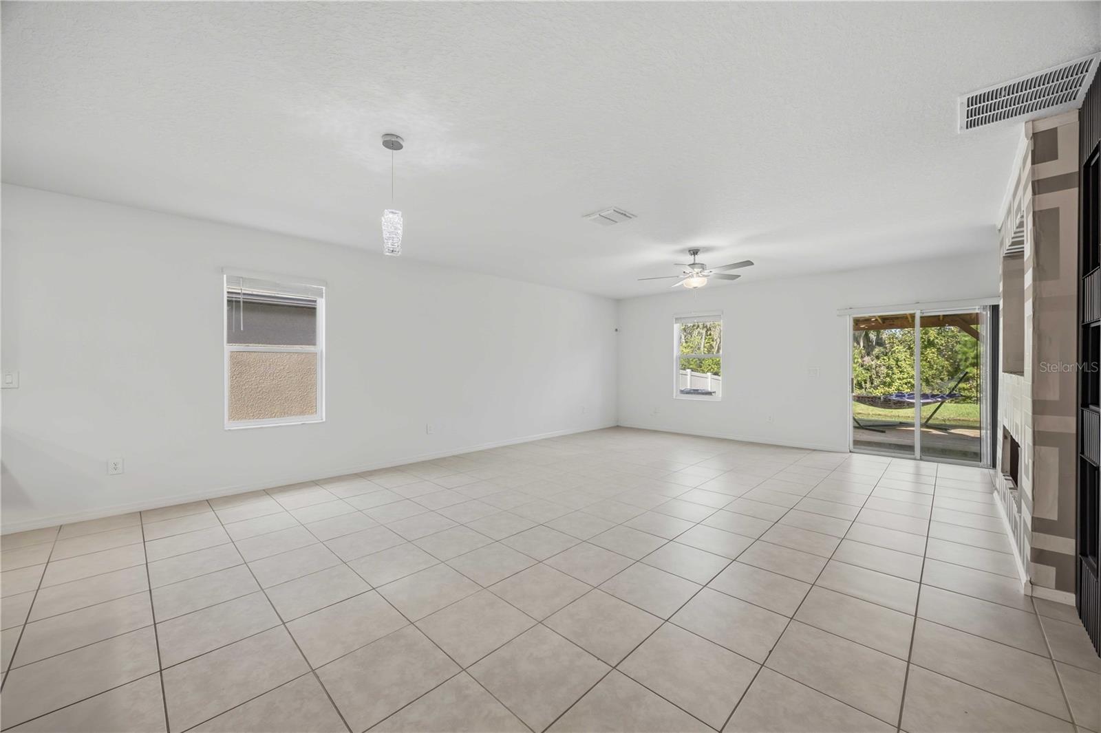 1814 RED LOOP, Lakeland, FL 33801
