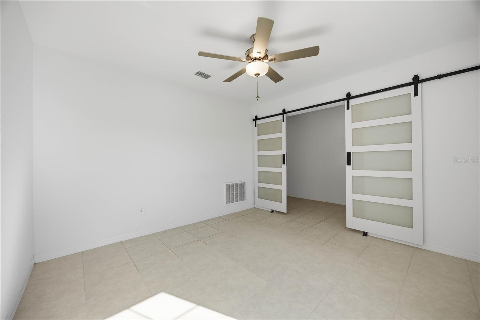1814 RED LOOP, Lakeland, FL 33801